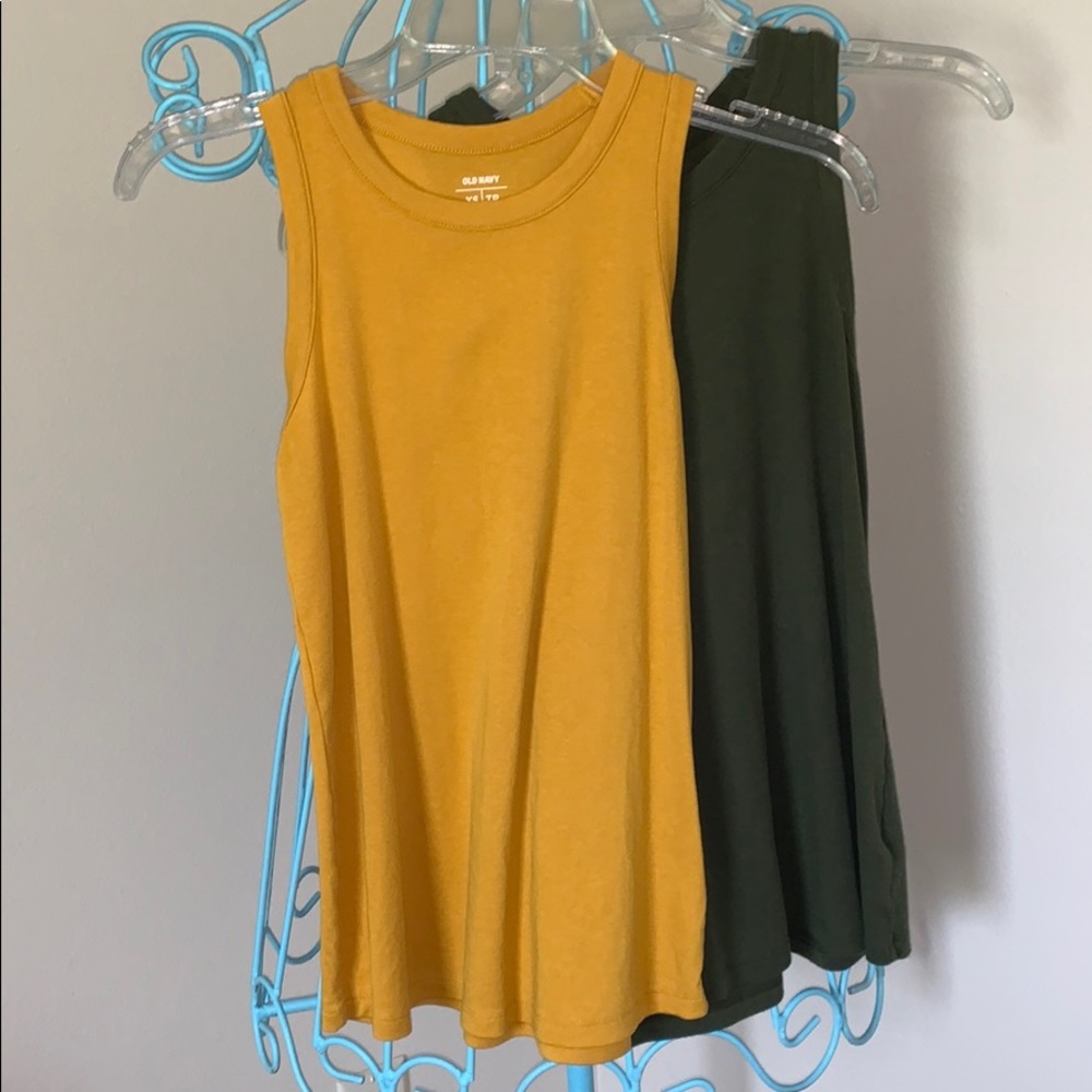 2 pack old navy tank